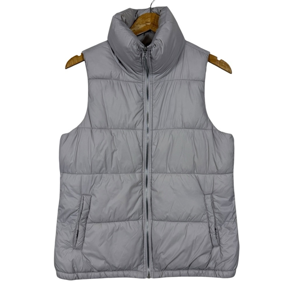 Old Navy Women’s Puffer Vest Light Khaki XS Sleeveless Full Zip Mock Neck